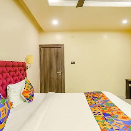 נאגפור Fabhotel Parashar מראה חיצוני תמונה