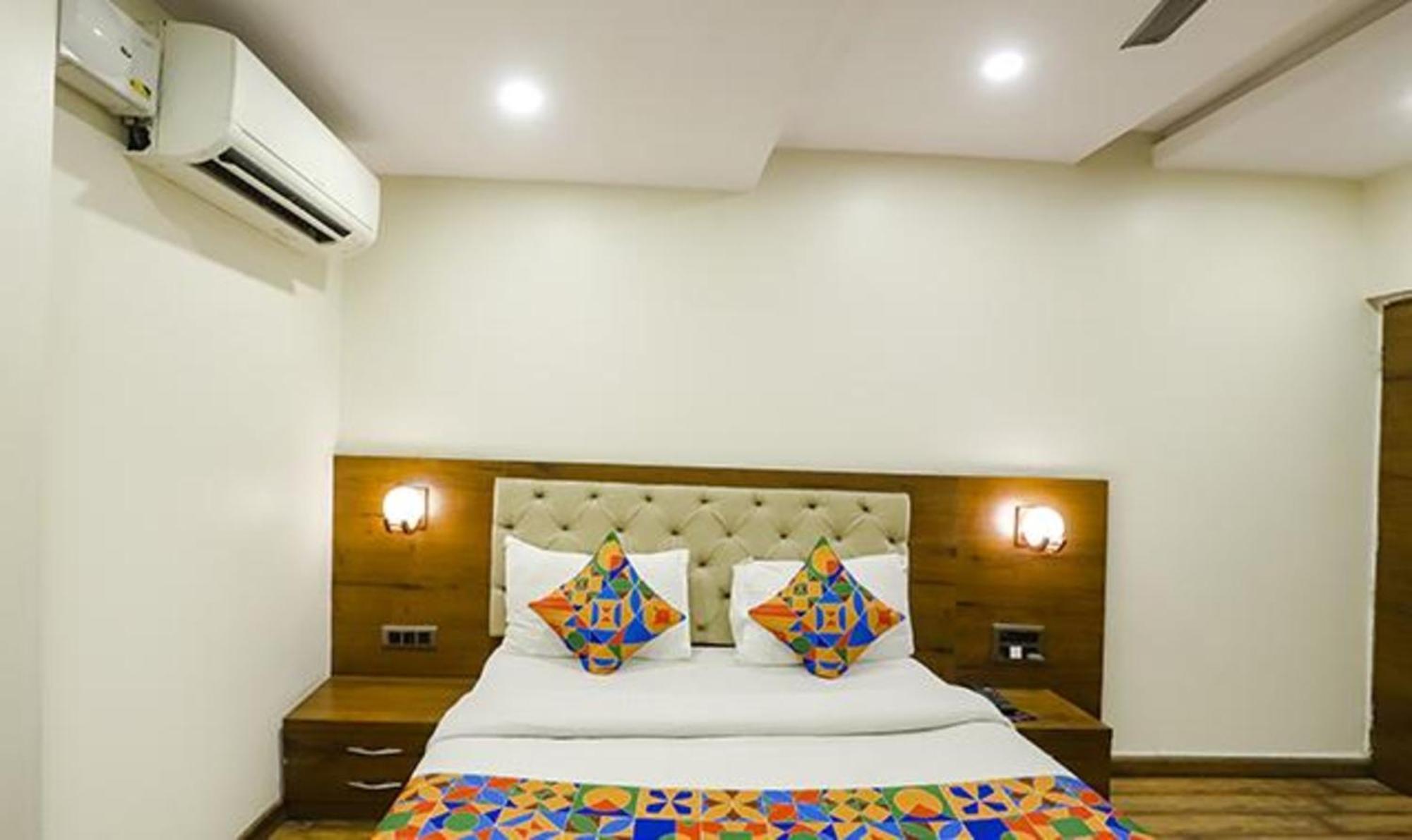 נאגפור Fabhotel Parashar מראה חיצוני תמונה