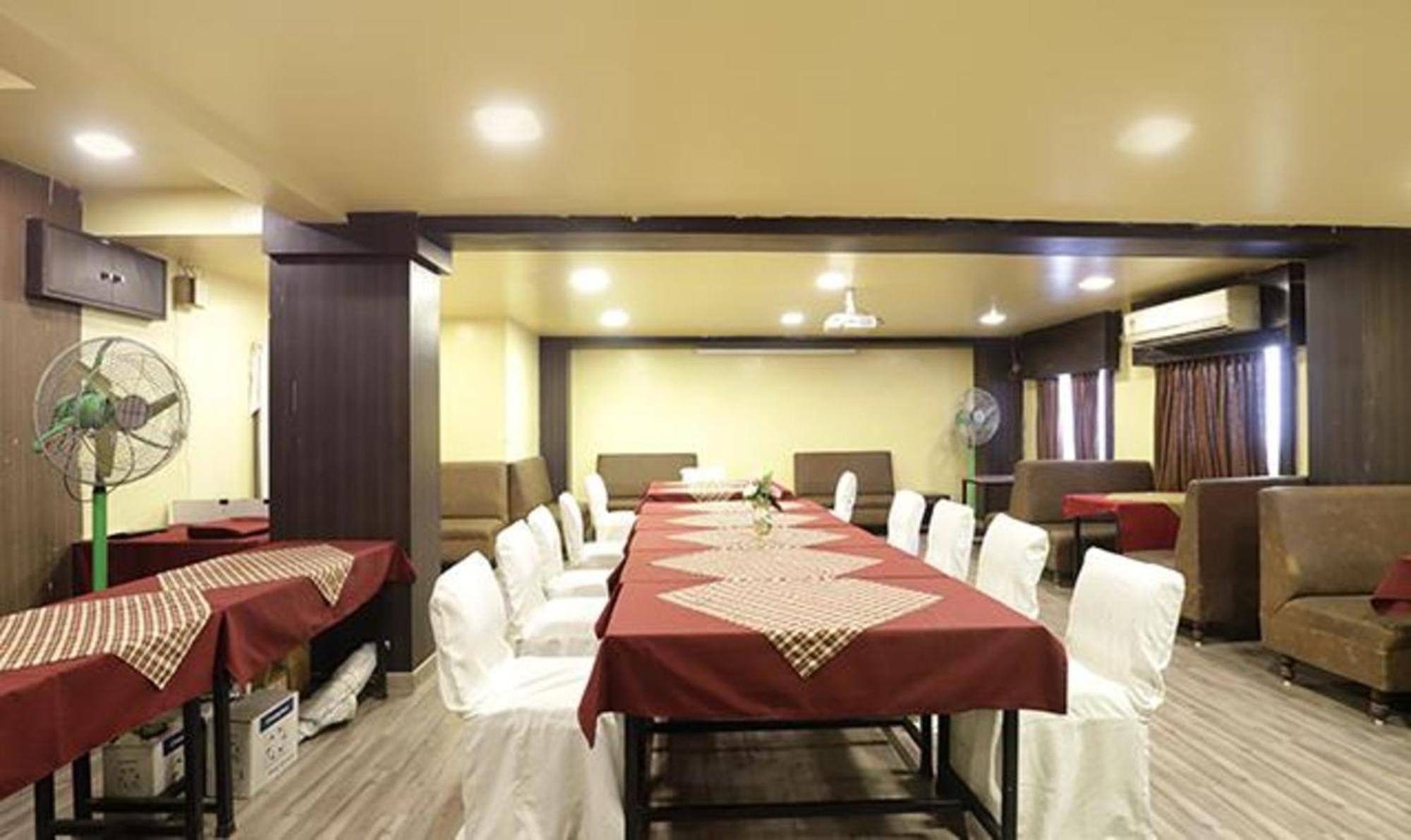 נאגפור Fabhotel Parashar מראה חיצוני תמונה